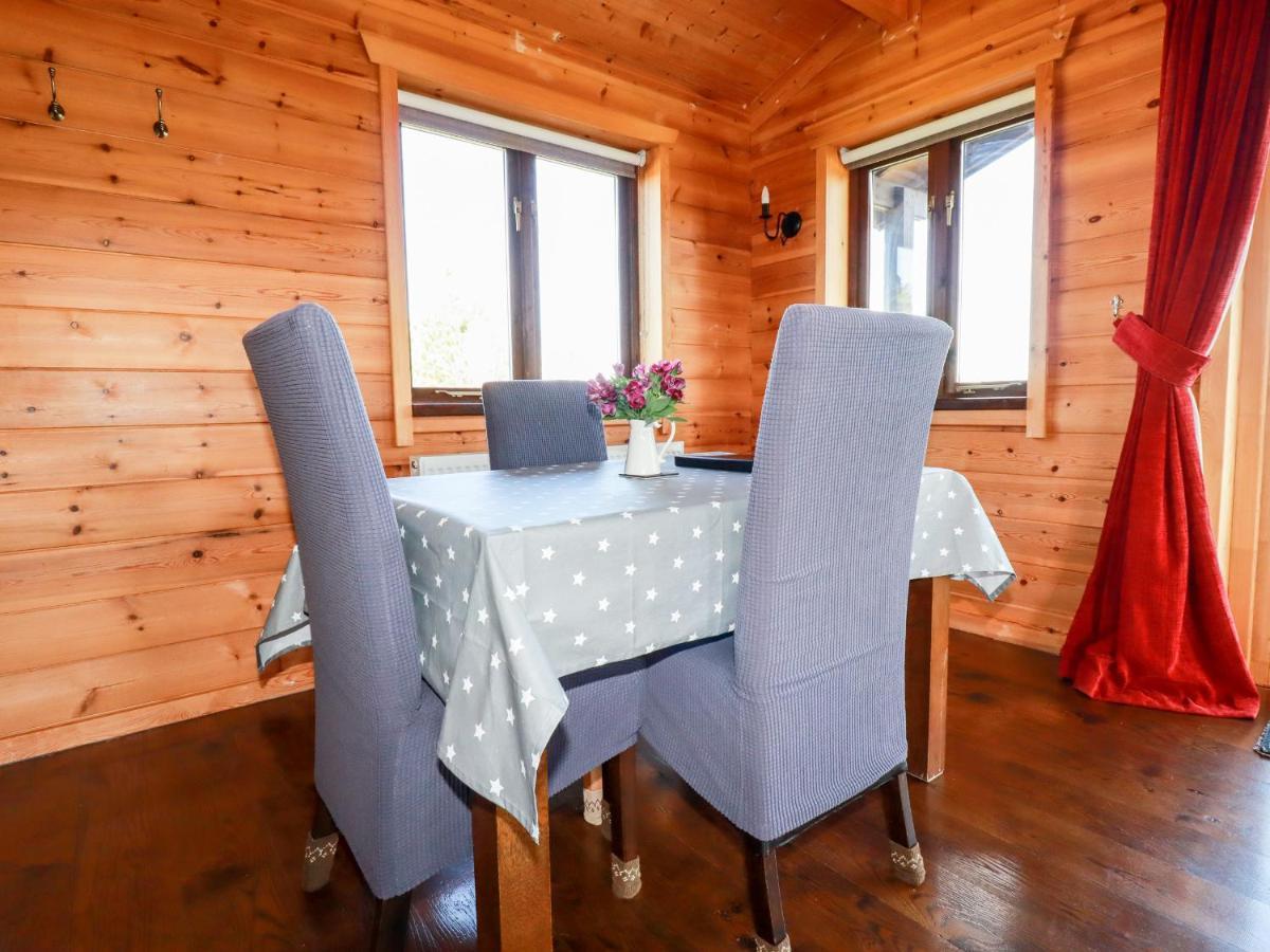 Willow Lodge بودمين المظهر الخارجي الصورة